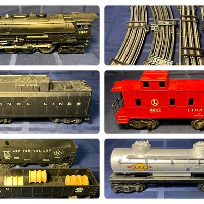 Lionel Locomotive #2055, Caboose #6257 & More 