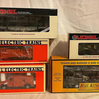 Vintage Lionel Assorted Lot In Original Boxes