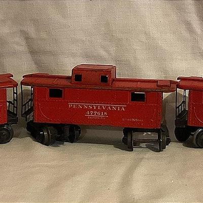 Three Lionel Pennsylvania N5 Caboose Lot 2472