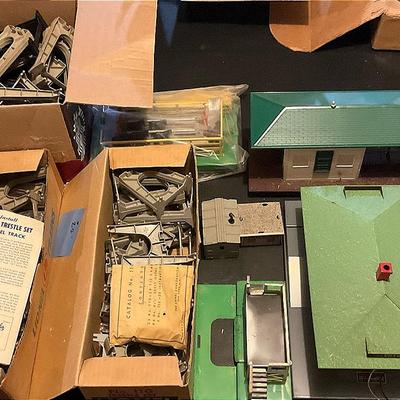 Large Lionel Mystery Lot Of Parts