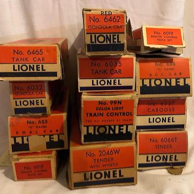 Vintage Huge Assorted Lionel Train Lot In Boxes
