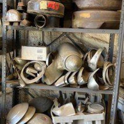 #4018 • Hubcaps, taillights, trim pieces and misc
