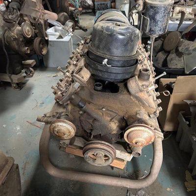 #2068 • Ford Flathead V8 Engine
