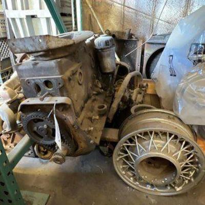 #4220 • Motor With Bell Housing
