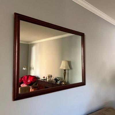 Wall mirror