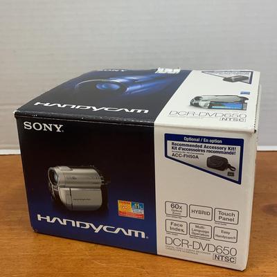 Sony Handycam DCR-DVD650