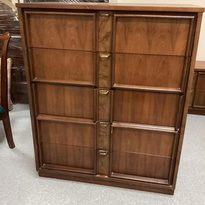 MCM Bassett Tahoe Chest Of Drawers