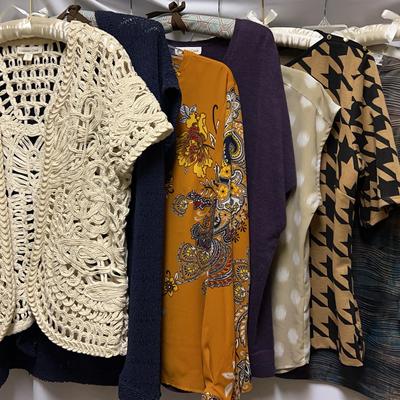 Women’s Short Sleeve Tops (Coldwater Creek, Liz Cleburne)