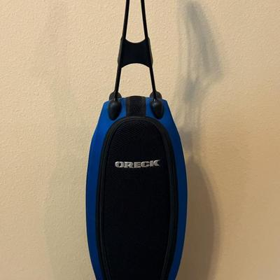 Oreck Magnesium CR Vacuum W/1 Bag 