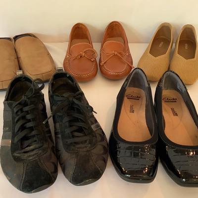 5 Pair Of Women’s Shoes, Size 9 (Coach, Clark)