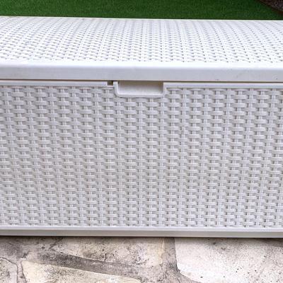 Suncast Resin Outdoor Storage Bin