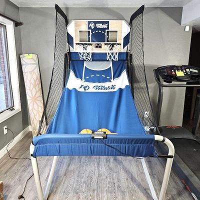  Rally Roar Arcade Basketball Game Machine with Basketballs, Keeps Score
