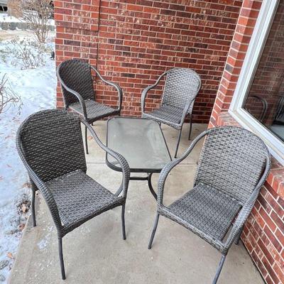 Faux wicker 4pc set