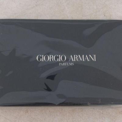 Georgio Armani Parfums Cosmetic Makeup Case/Pouch/Clutch - Black - New in Box