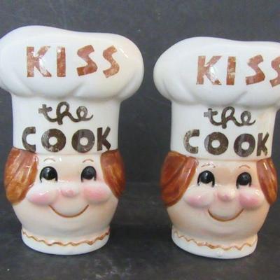 Rare Vintage Female Kiss the Cook Ceramic Salt & Pepper Shakers