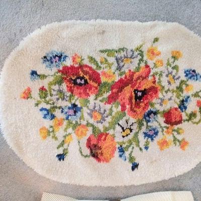 floral hand hooked oval rug