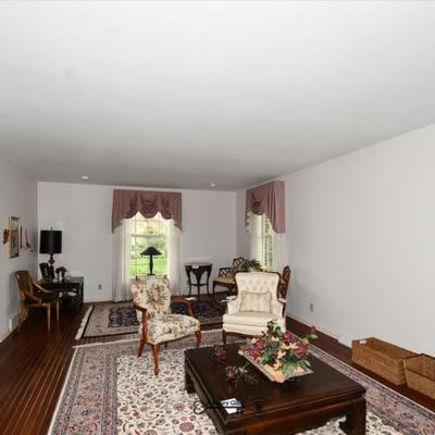 0183 living room