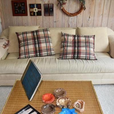 0733 family room