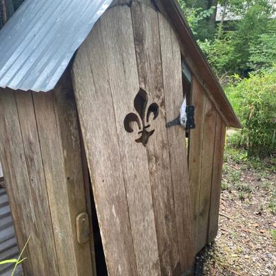 Small tool shed