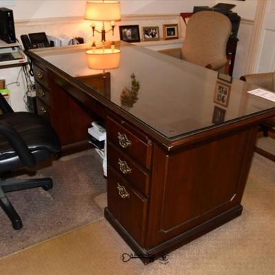 Sale Photo Thumbnail #186: 184 office