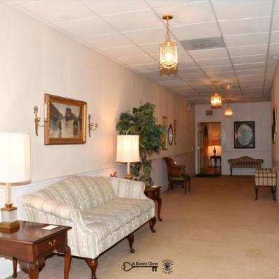 Sale Photo Thumbnail #26: 024 hallway