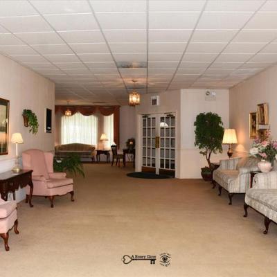 Sale Photo Thumbnail #100: 098 hallway