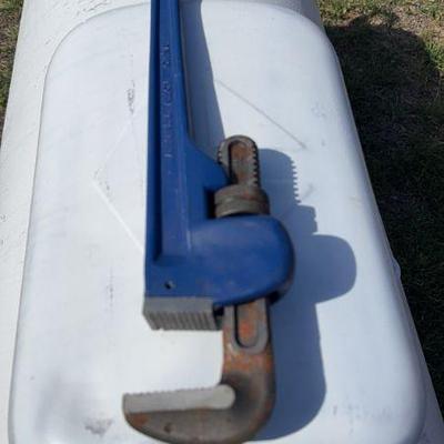 14" pipe wrench