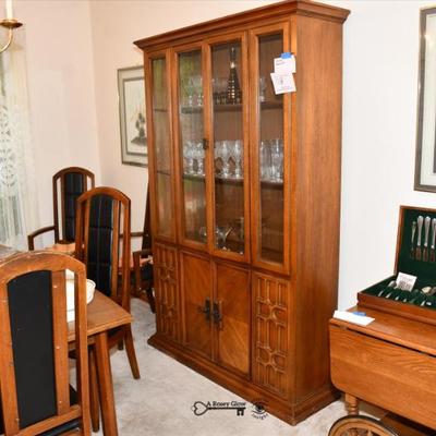 318 dining room