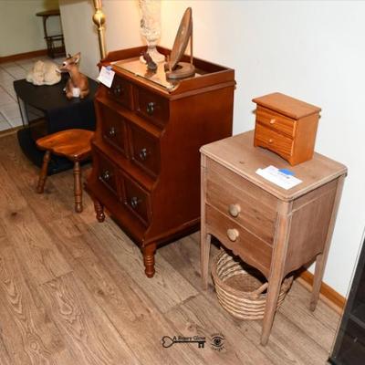 082 family room
