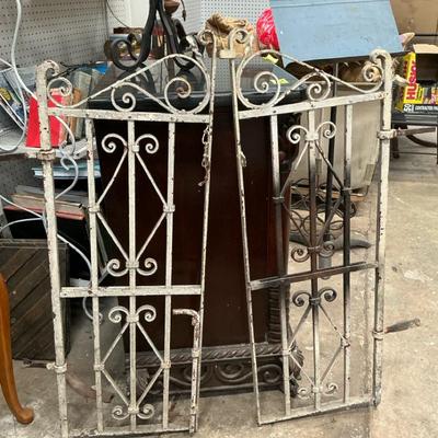 Late 1800s Metal Gate