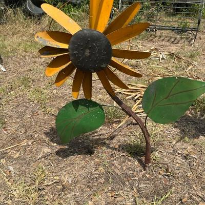Sunflower Metal Yard Art