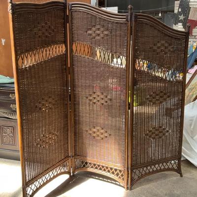 Wicker 3-Panel Hinged Room Screen