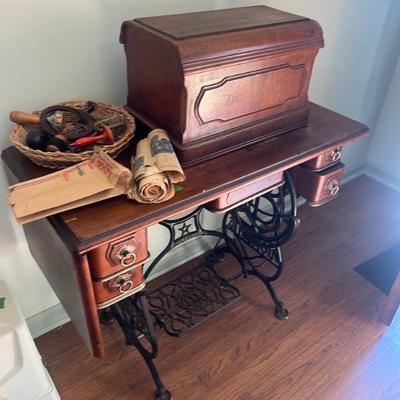 Estate sale photo