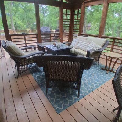 FULL WICKER PATIO SEATING WITH PROPANE GAS COFFEE TABLE BURNER