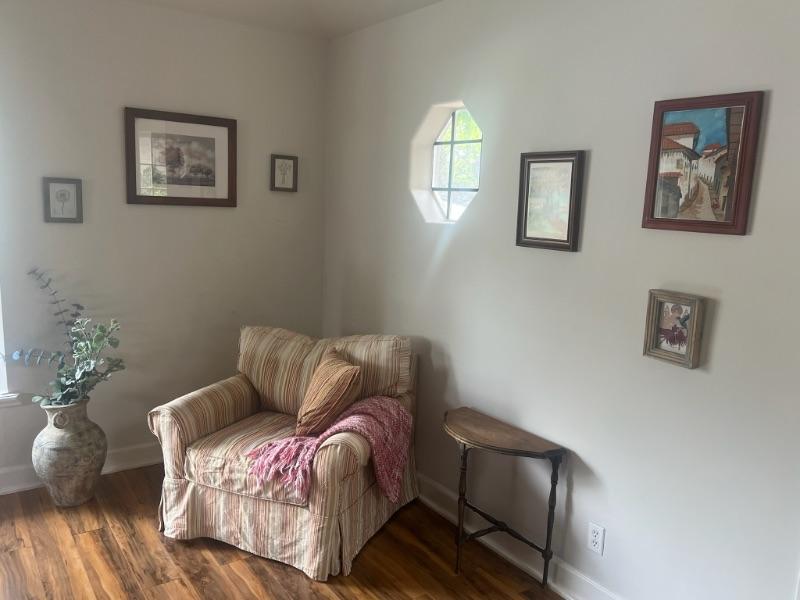 Sale Photo Thumbnail #73