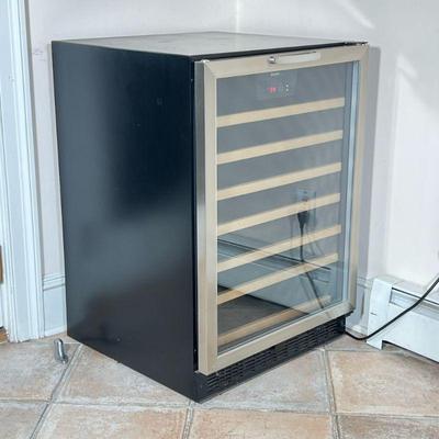 DANBY DESIGNER WINE COOLER | Danby Designer wine fridge with 7 shelves - h. 34.25 x w. 24 x d. 24 in