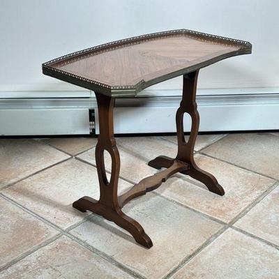 MARQUETRY WOOD LOW TABLE | Wood low table with inlaid marquetry and brass border Dimensions: h. 20 x w. 24 x d. 13 in
