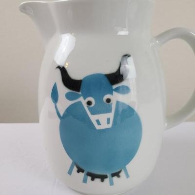 VTG Arabia Finland Blue Bull Pitcher