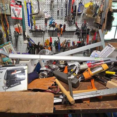 Tools Featuring Pittsburgh & Black And Decker 