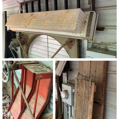 Tool Box For Truck Bed & Ramps
