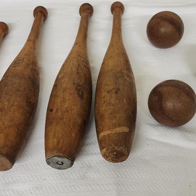 Vintage Juggling Clubs and Balls