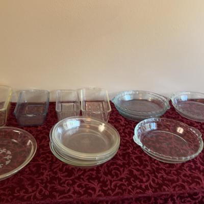 Pyrex Pie Pans And Glass Bread Pans