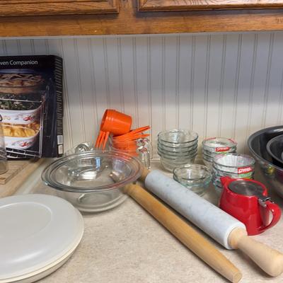Kitchen Bowls And More 