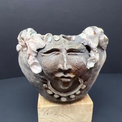 66 clayartisanpotwithsculptedface