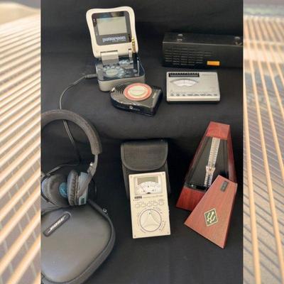 124 instrumentaltunerswgermanymetronome boseheadphones