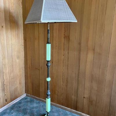 Antique Jadeite Uranium Floor Lamp Pull Switch Bulbs