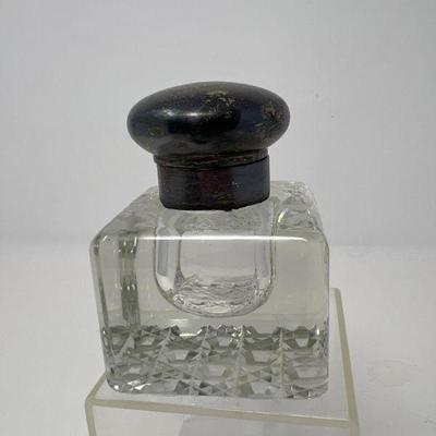 74 19thcenturyglass sterlinginkwell