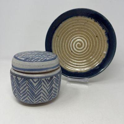 120 signedhudsonpotterybeanpot shallowbowl