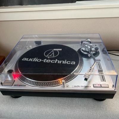 Audio-Technic AT-LP120-USB Direct Drive Pro Turntable