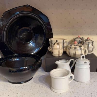 Vintage Black & White China Pieces 